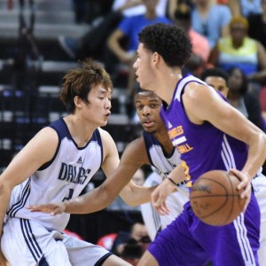  利物浦替补席爆发三人进球逆转利兹联