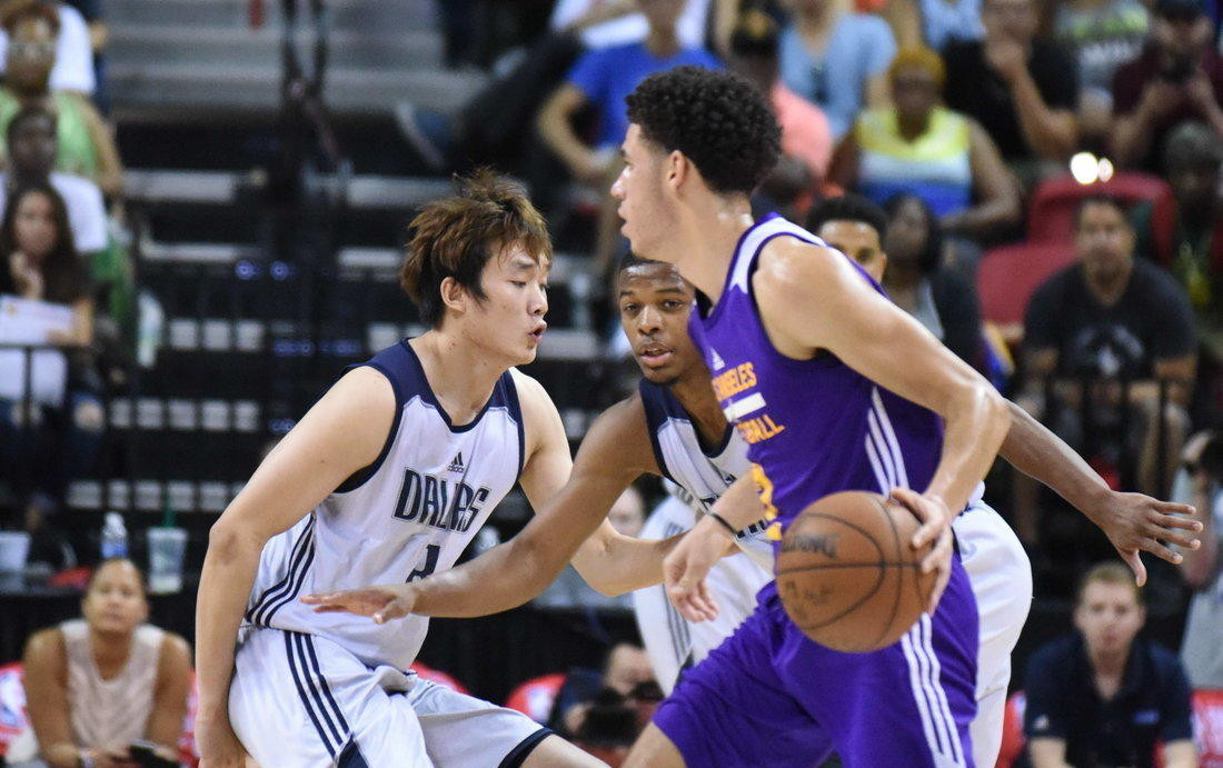  利物浦替补席爆发三人进球逆转利兹联