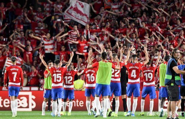  那不勒斯主场完胜紧追领头羊步伐  